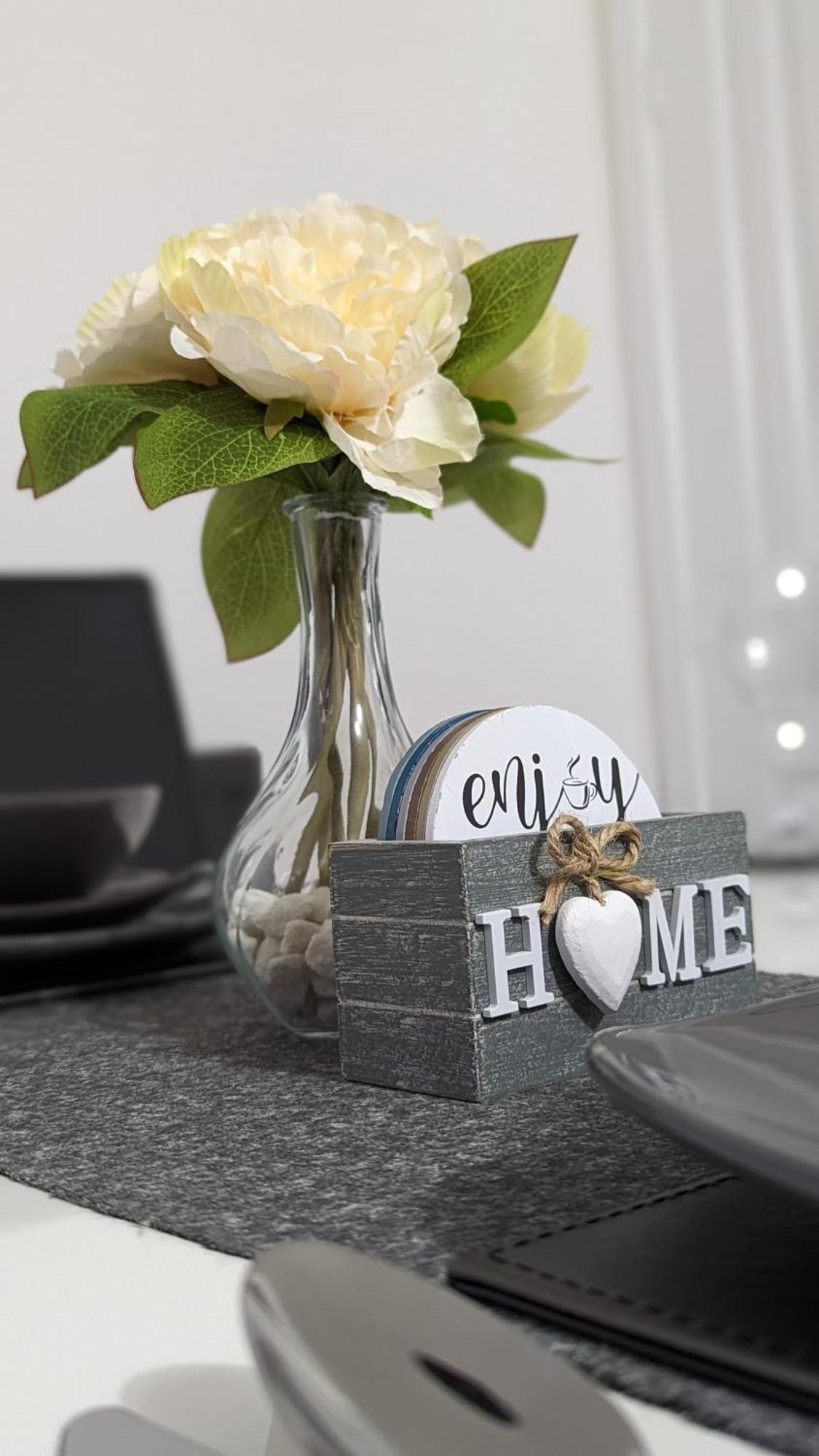 Clariturf - 4 Bedroom Semi - Private Parking Near Turf Moor, Town Centre, Transport And Motorway Links Next To Canal, 3 Parks And Lake - Sky And Netflix بيرنلي المظهر الخارجي الصورة